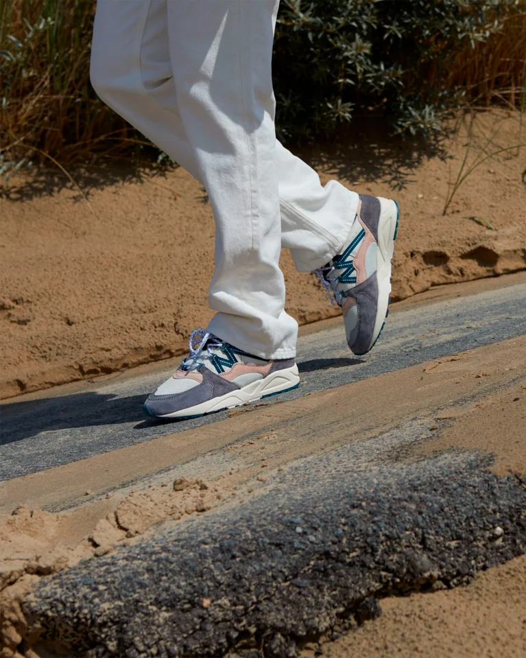Кроссовик Karhu Fusion 2.0 GRAY / BLUE CORAL