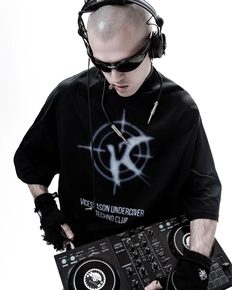 Футболка VICESEASON Techno Club