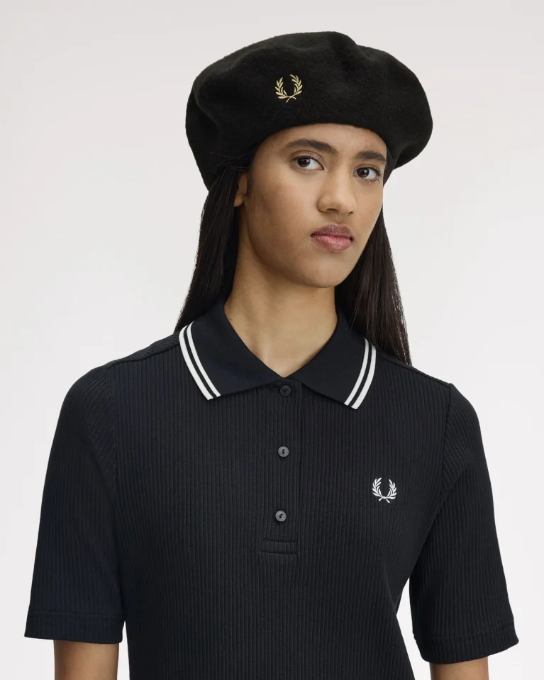Берет FRED PERRY Embroidered Beret